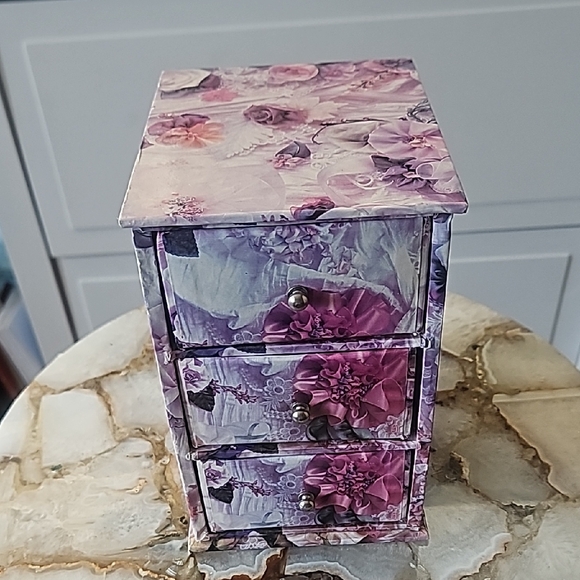 Floral Patterned Mini Drawer Organizer - Picture 2 of 4